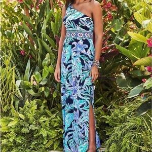 👗Lilly Pulitzer Malia Maxi Dress in high tide navy, with a one-shoulder design